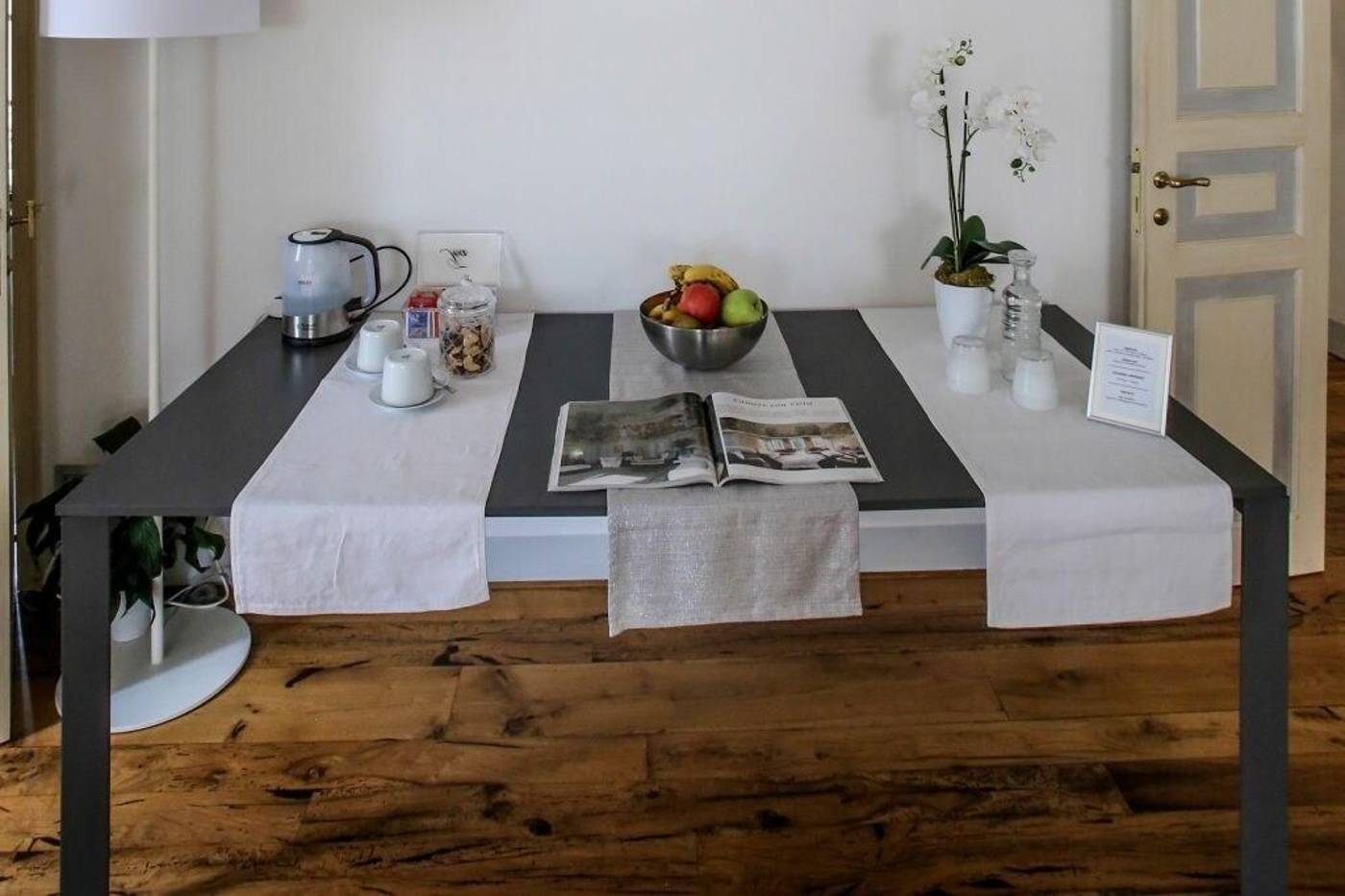B&B Le Logge Luxury Rooms-Italy-SIENA-Lobby-6