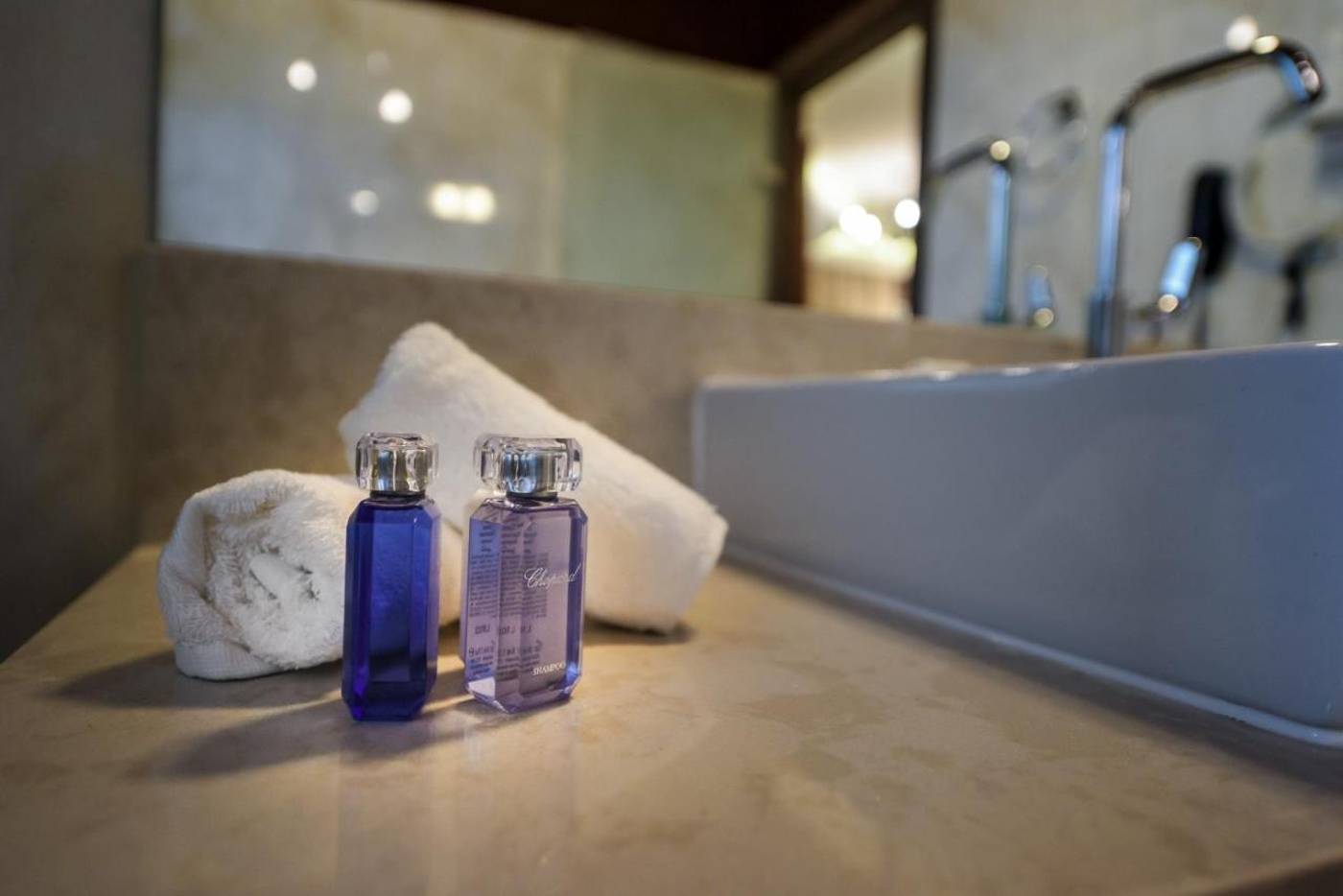 Elegance-Luxury-Executive-Suites---Adults-Only--16---Room-26