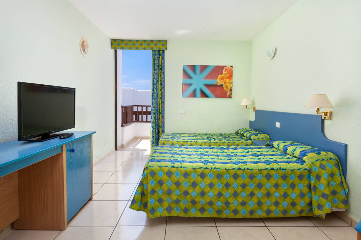 Paraiso-del-Sol-Room-18