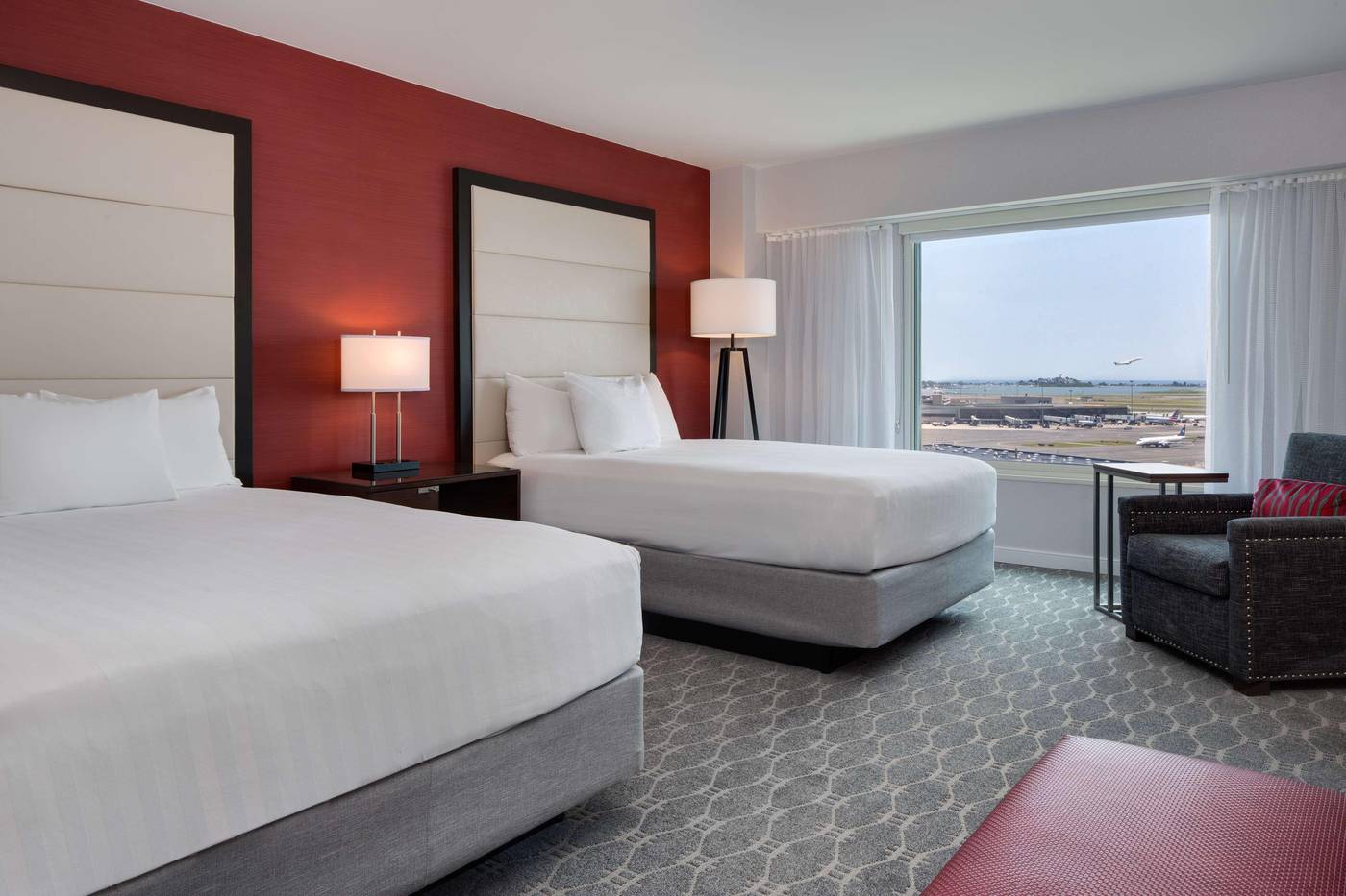 Hyatt-Regency-Boston-Harbor-Room-16