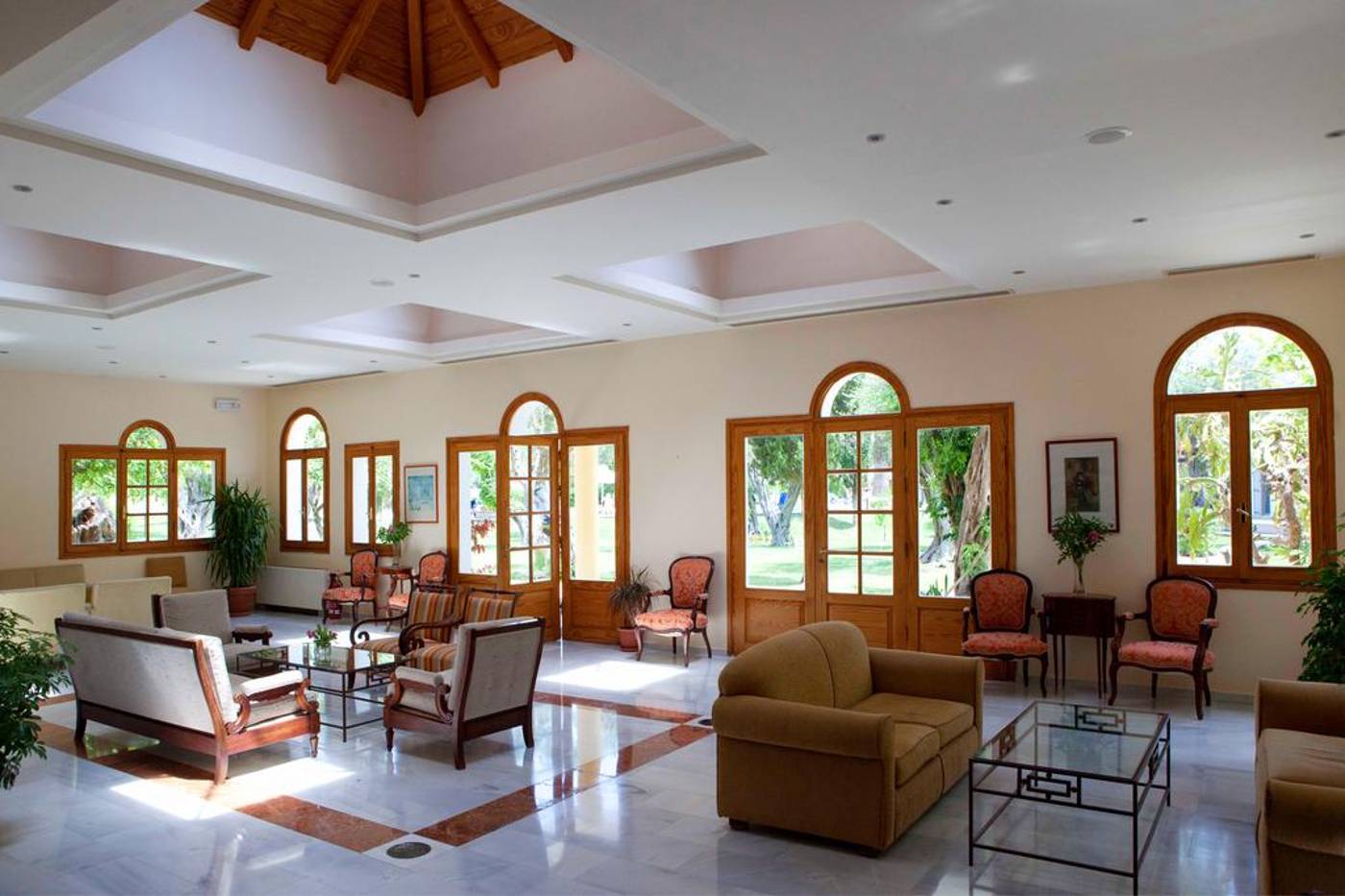 Delfinia-Lobby-32