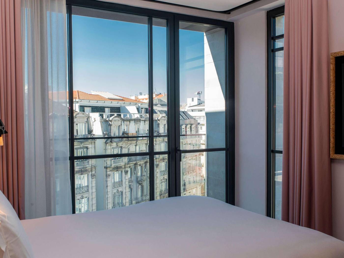 Mama-Shelter-Lisboa-Room-6