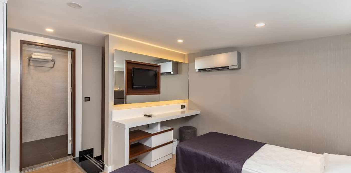 Kaila-Beach-Hotel-Room-36