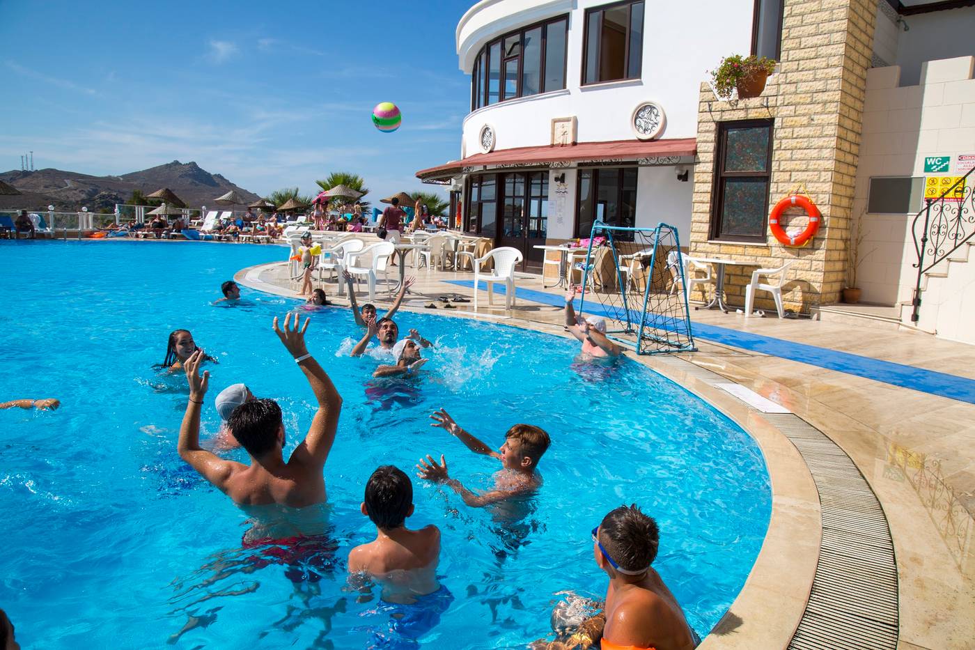 Family-Belvedere-Sports-and-Entertainment-11