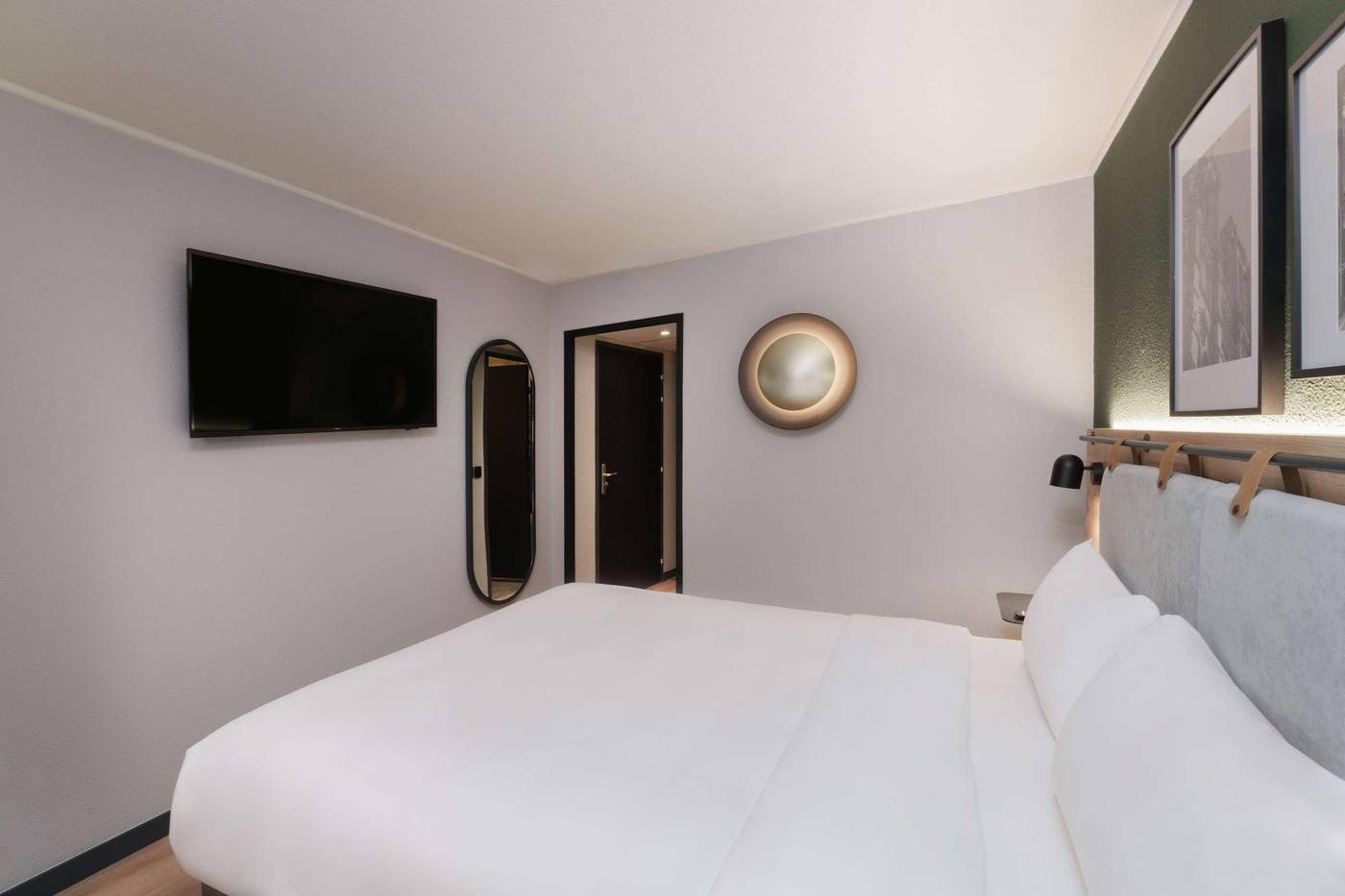 Campanile-Amsterdam-Room-21