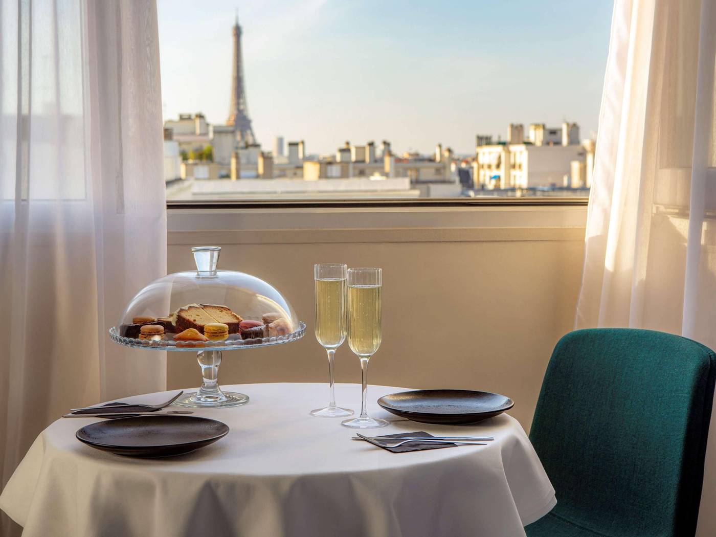 Holiday-Inn-Paris-Montparnasse-Pasteur-Room-25