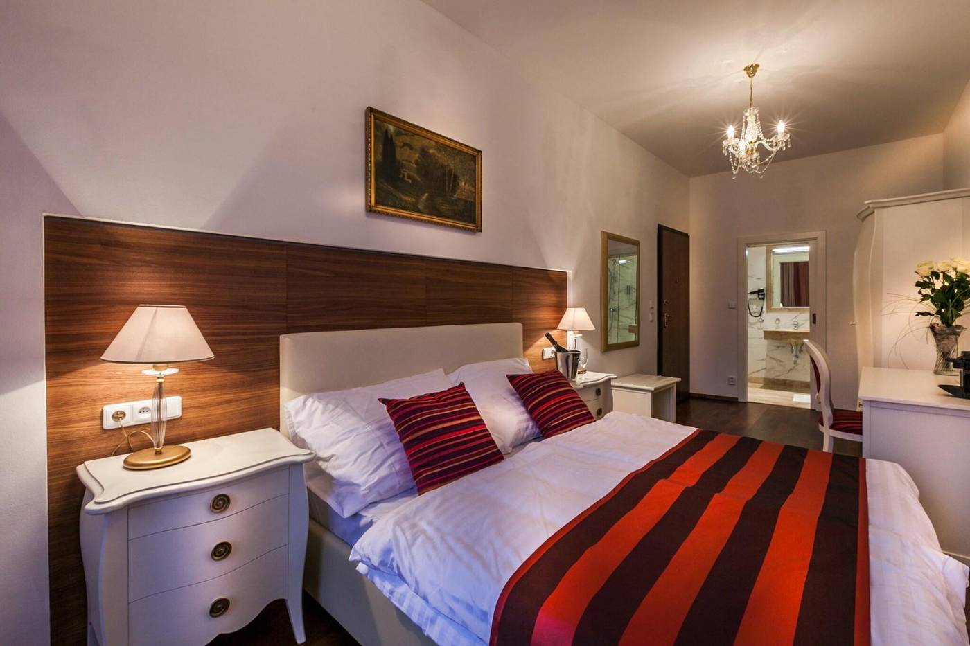 Residence-U-Malvaze-Room-19