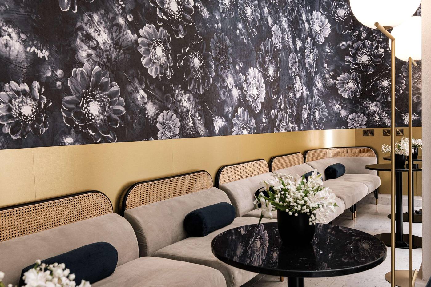 Rosselli-Ax-Privilege-Lobby-53