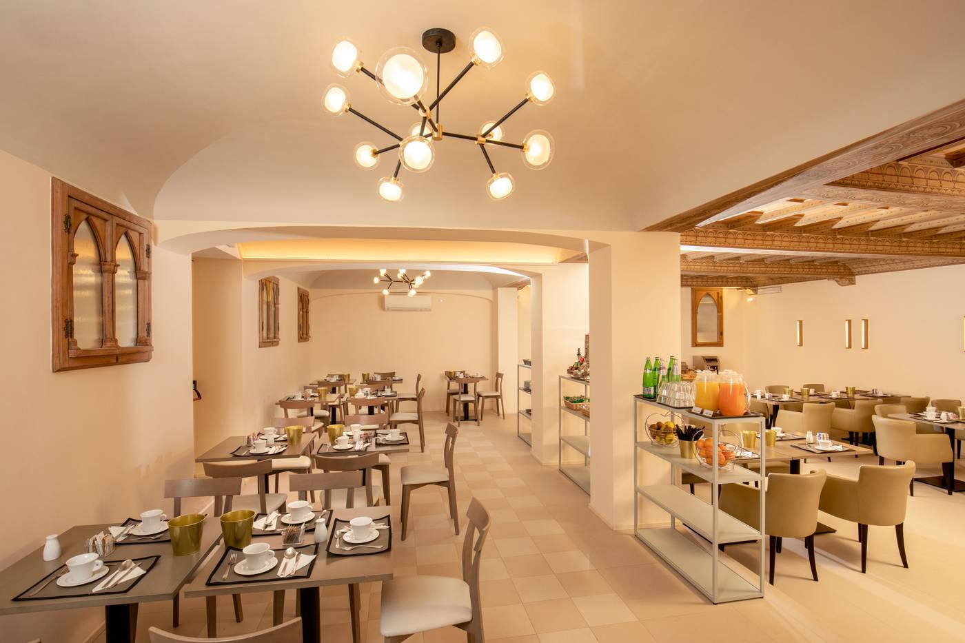 Hotel-Colosseum-Restaurant-38