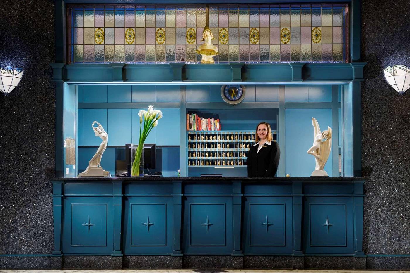 Hotel-Berchielli--Florence-Lobby-17