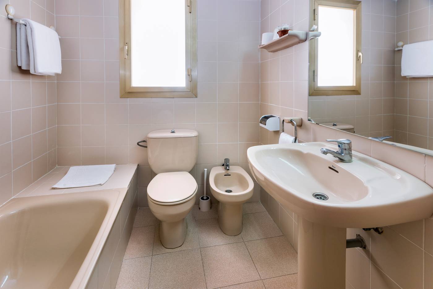 Merce-Hotel-Room-28