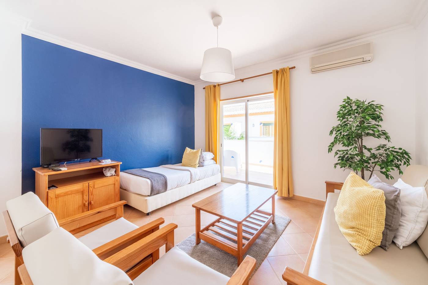 Oasis-Beach-Room-26