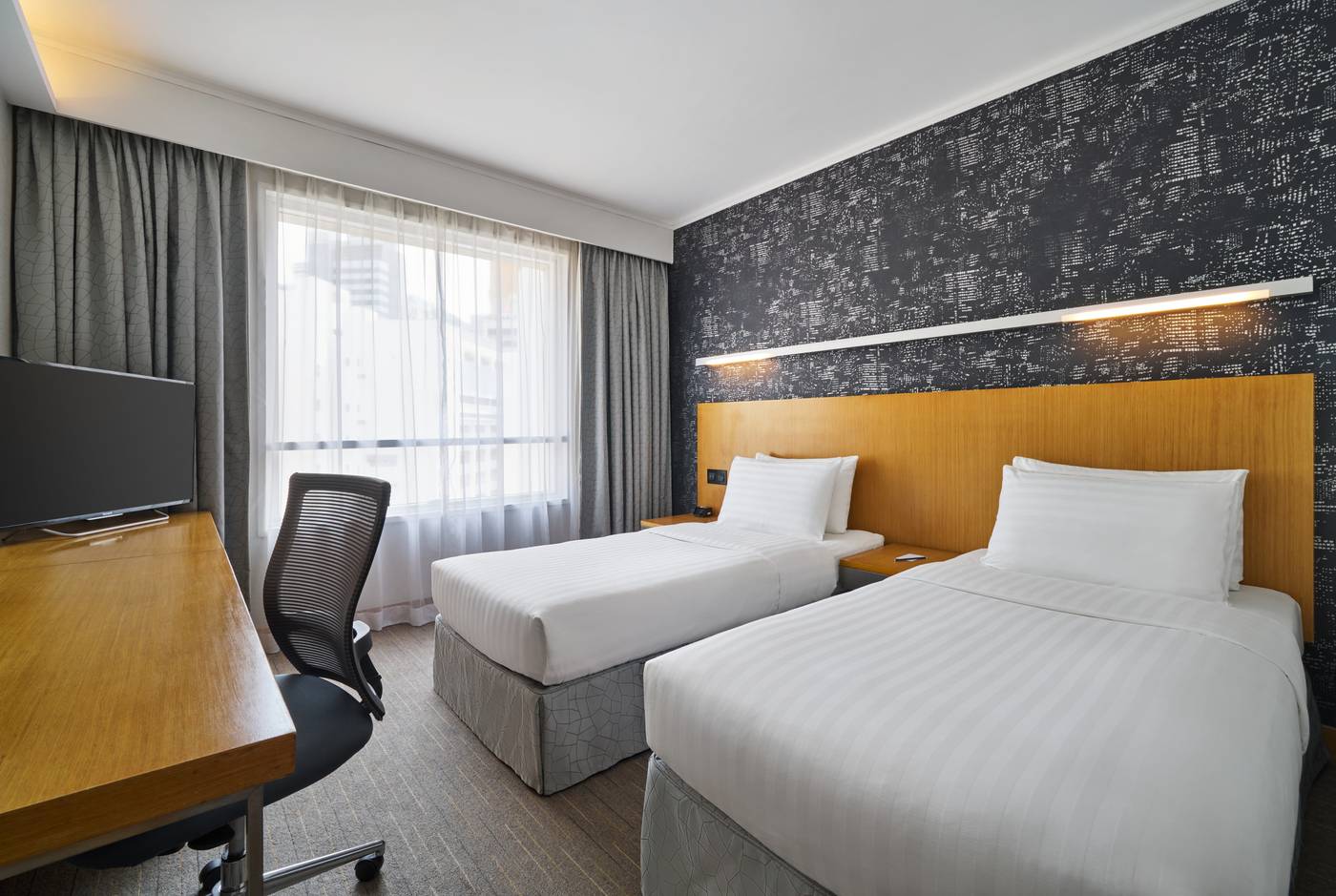 Novotel-Hong-Kong-Century-Room-21