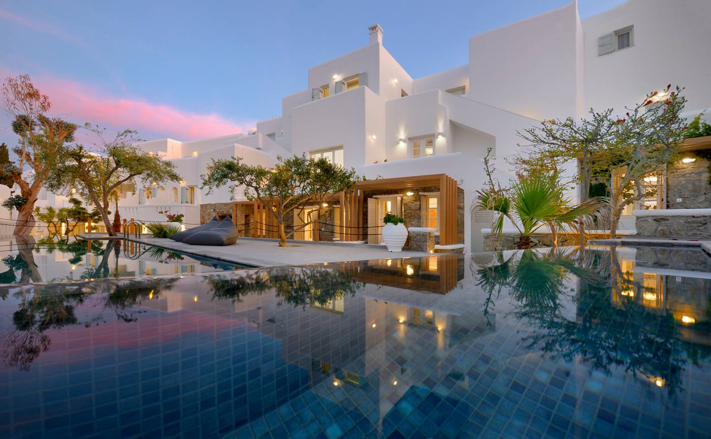 Petinos-Hotel-Pool-5