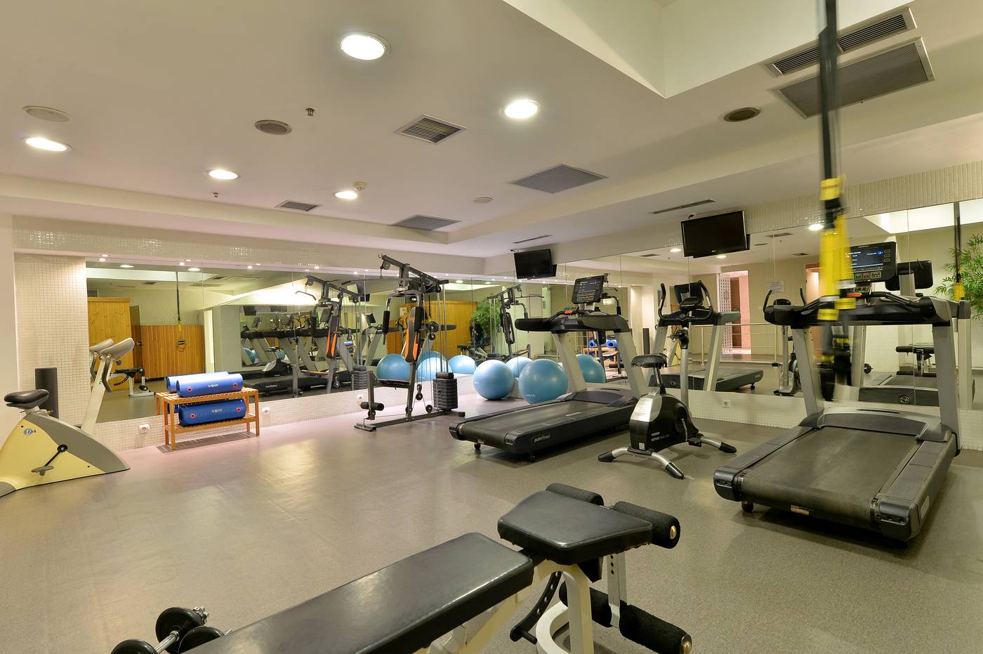 Airotel-Stratos-Vassilikos-Sports-and-Entertainment-78