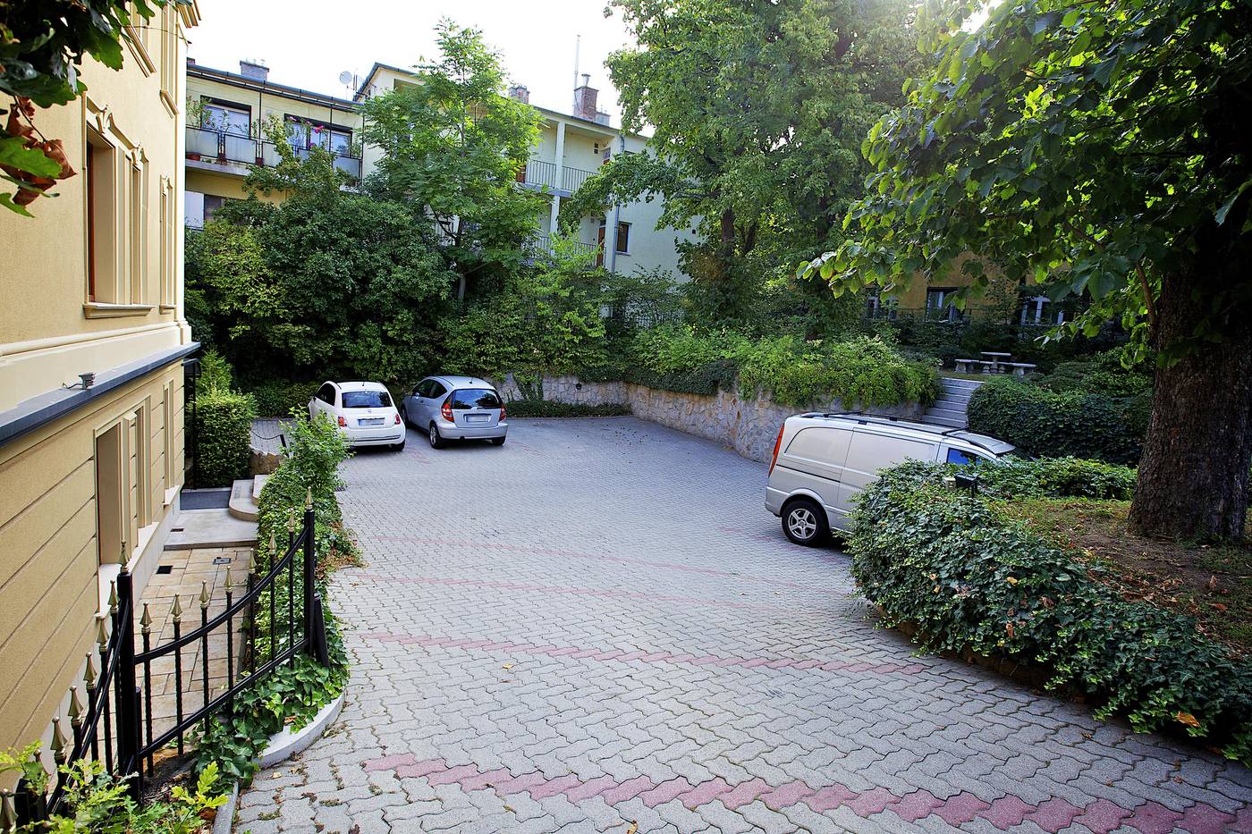 Gold-Hotel-Budapest-General-view-62