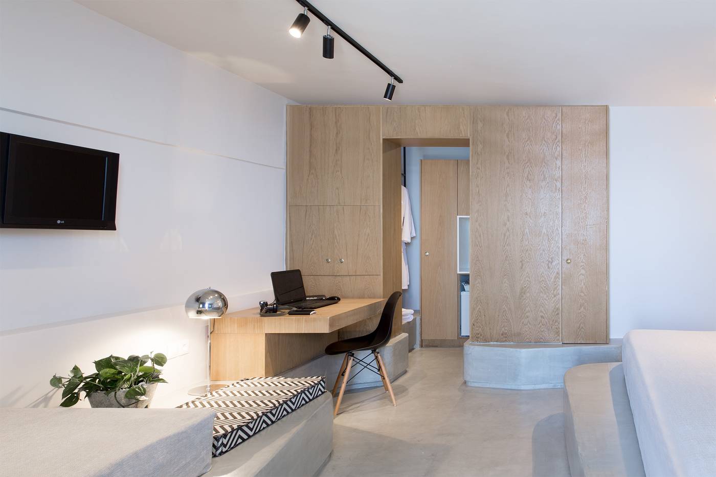 Xenones Filotera-Greece-Imerovigli-Room-7