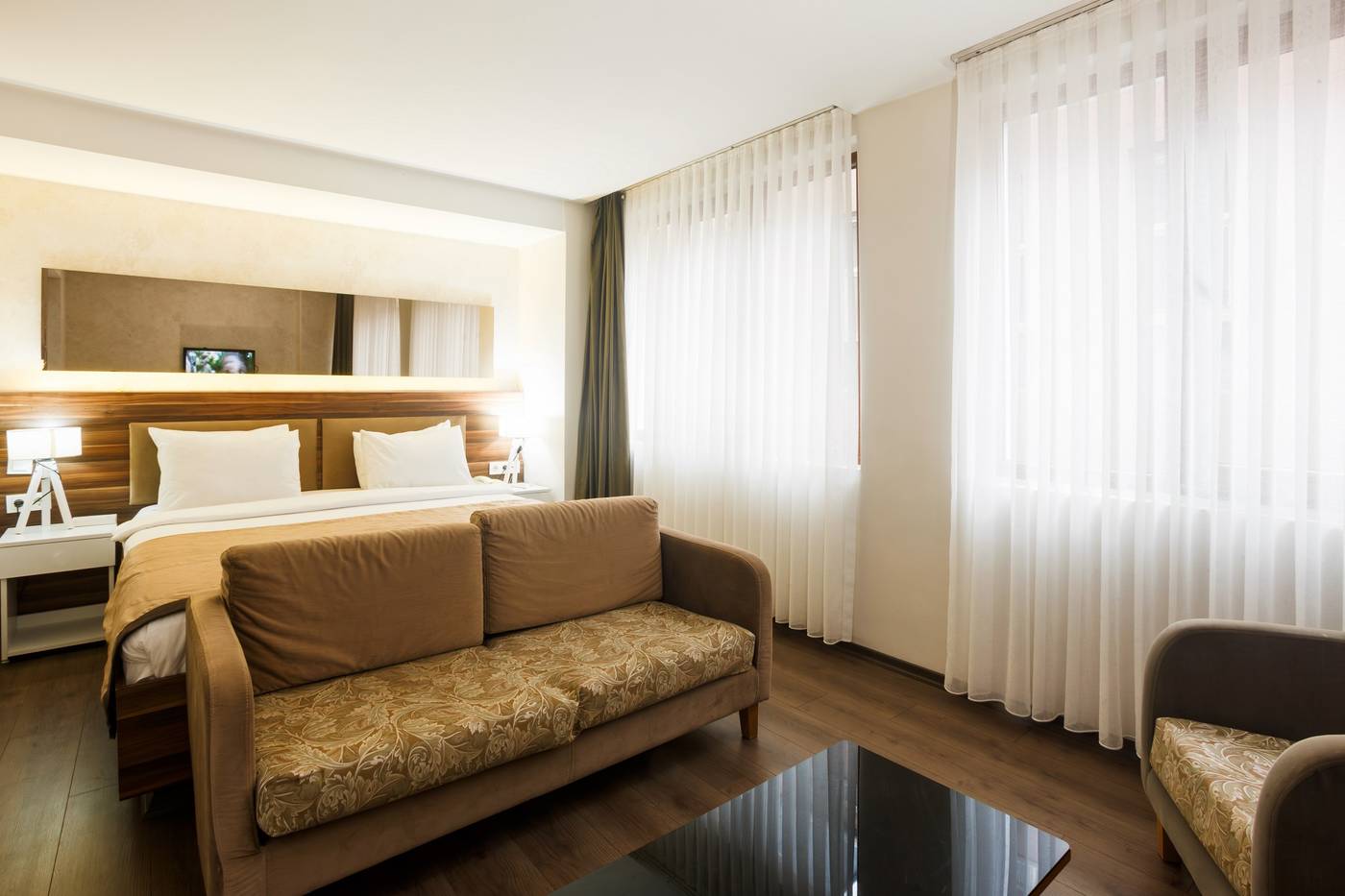 Peninsula-Galata-Boutique-Hotel-Room-32