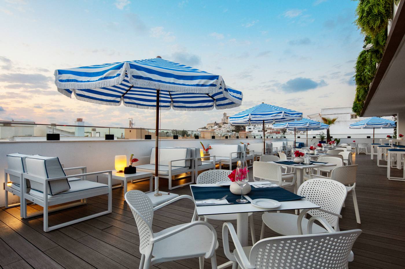 El-Puerto-Ibiza-Hotel---Spa-Terrace-5