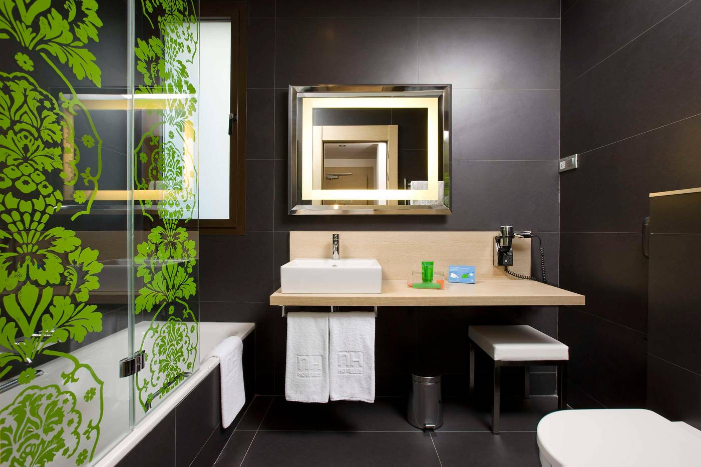 NH-Madrid-Principe-de-Vergara-Room-20