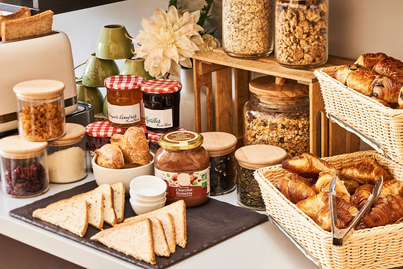 Hotel-Saint-Ferdinand-by-HappyCulture-Restaurant-38