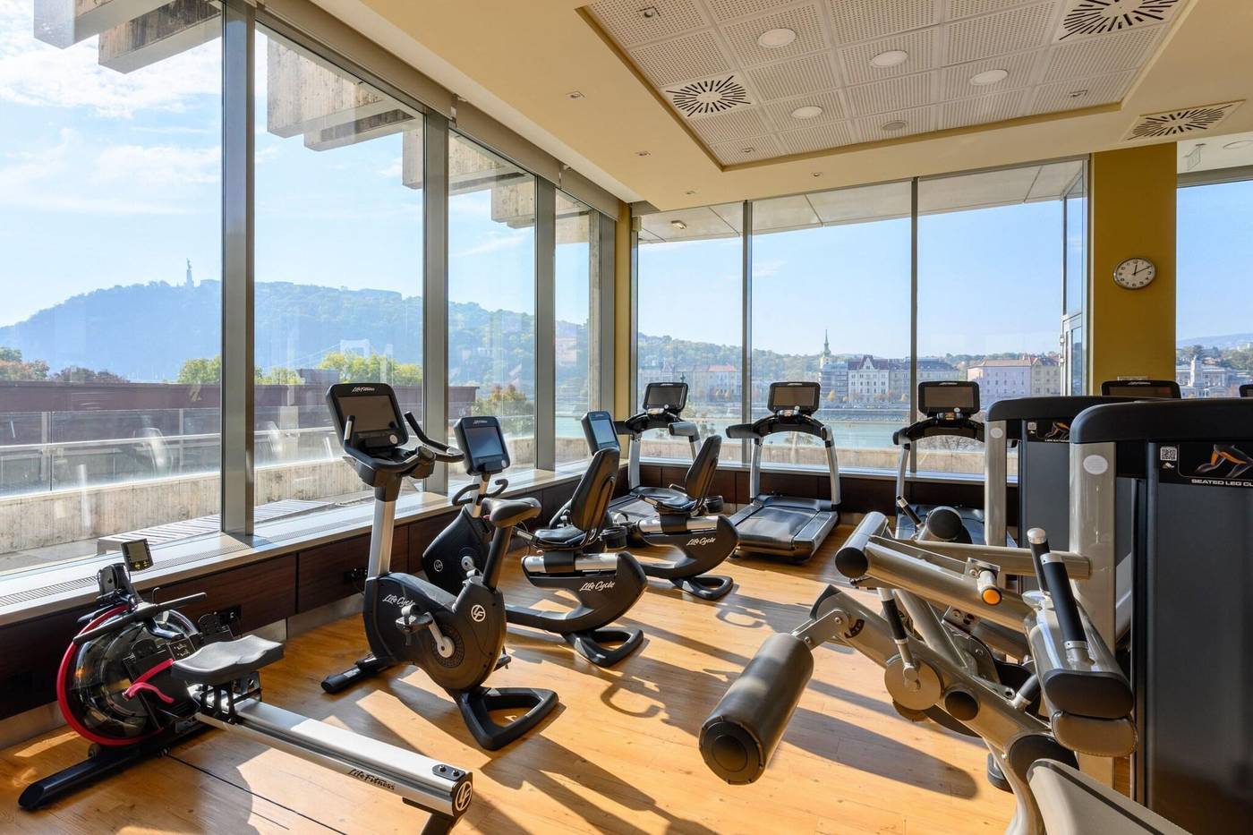 Marriott-Hotel-Budapest-Sports-and-Entertainment-82