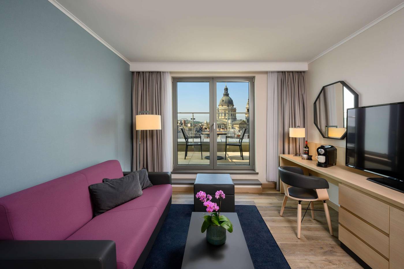 Hilton-Garden-Inn-Budapest-City-Centre-Room-7