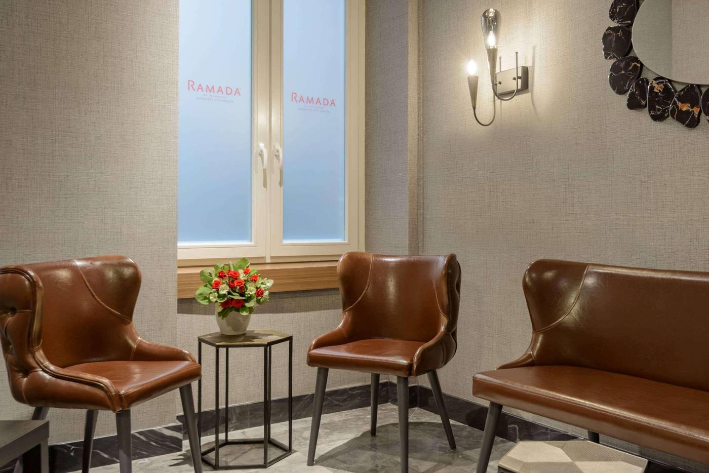 Ramada-By-Wyndham-Budapest-City-Center-Lobby-3