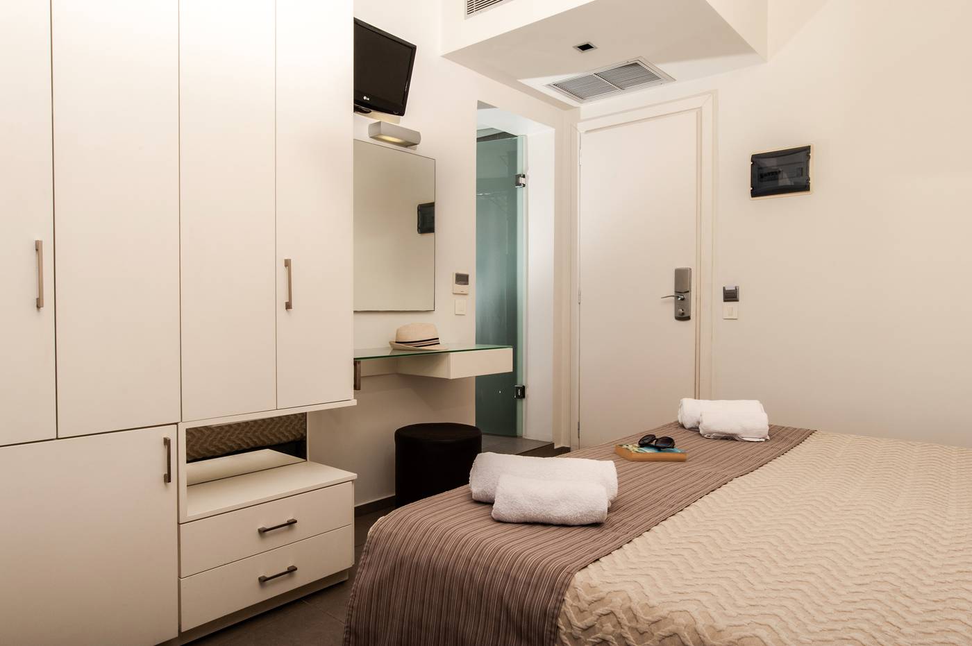 Atlantis-City-Hotel-Room-33