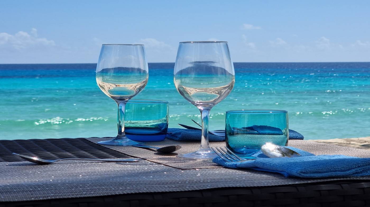 Coral-Mist-Beach-Hotel-Restaurant-24