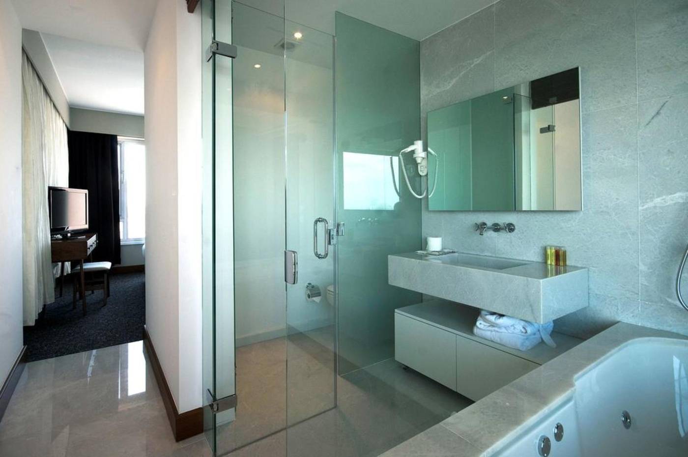 The-Marmara-Pera-Room-14