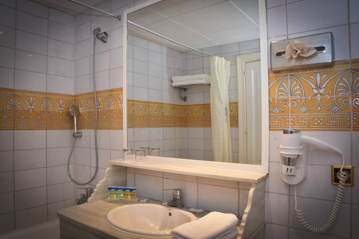 Playacapricho-Room-45