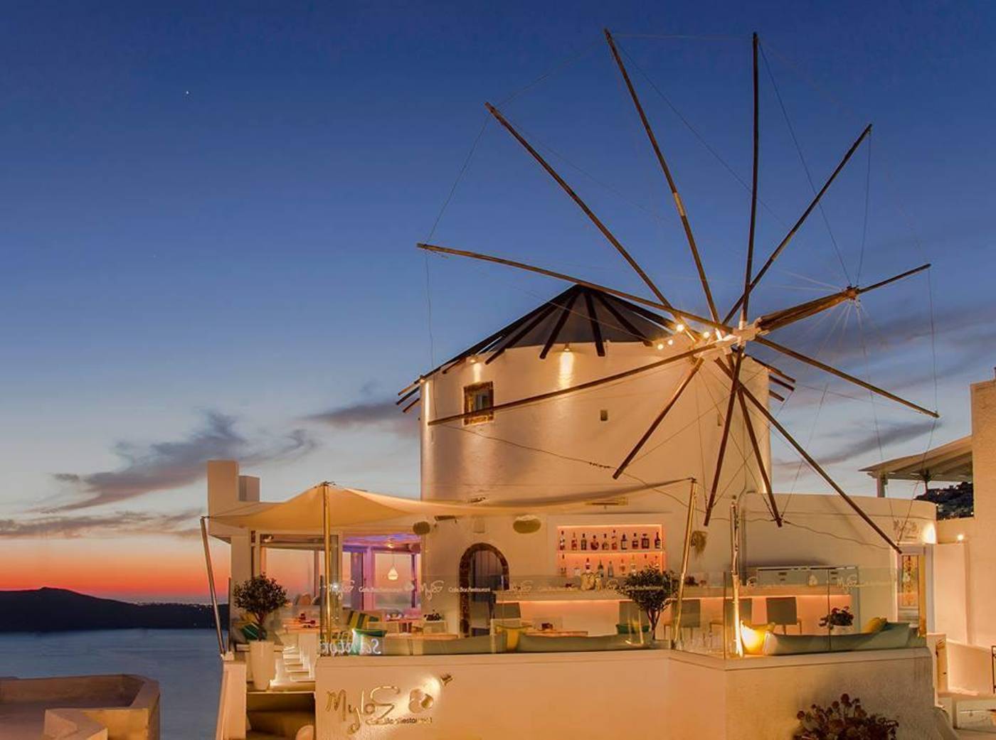 Mill-Houses-New-Elegant-Suites-Lobby-2