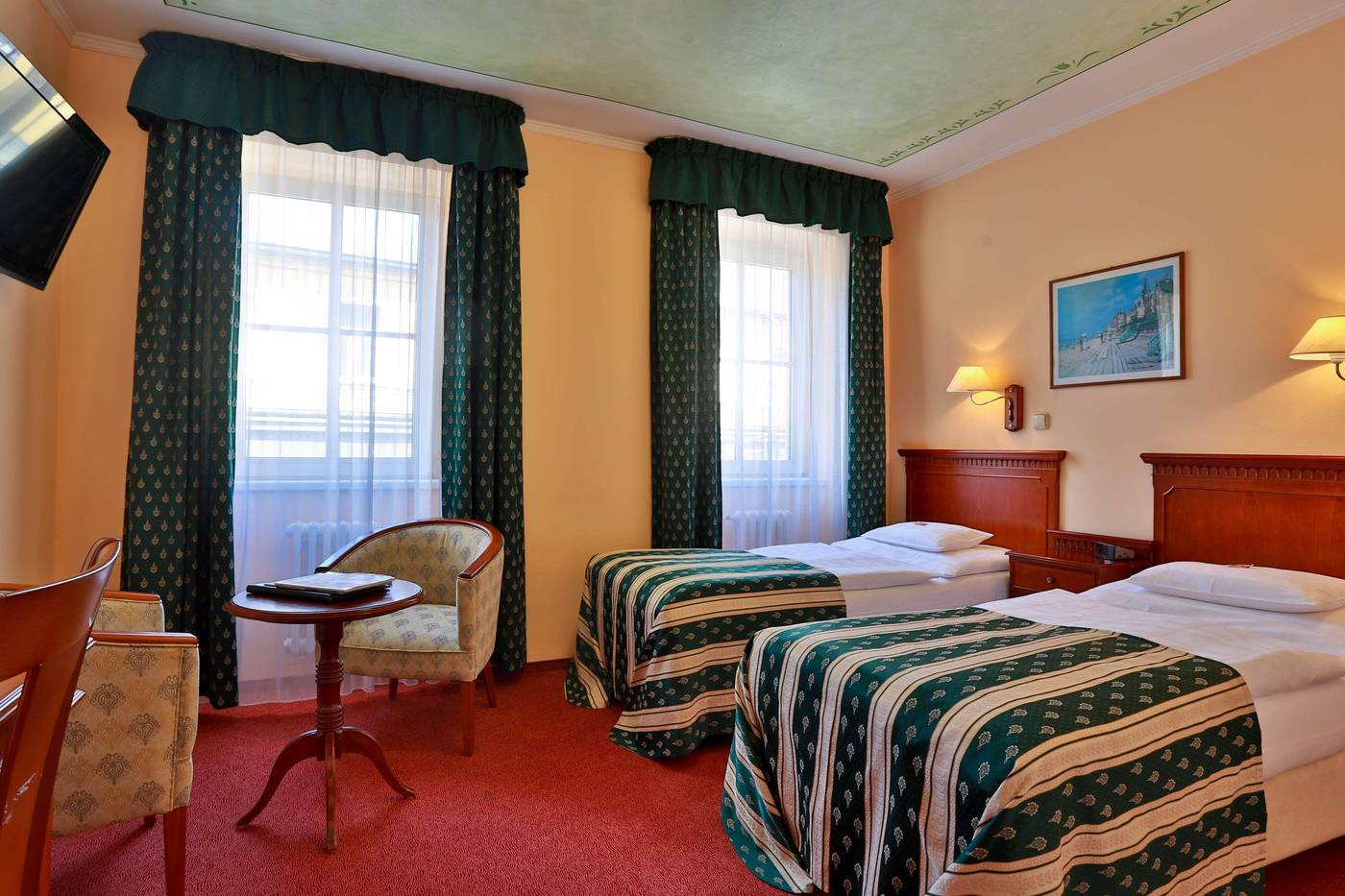 Hotel-Meteor-Plaza-Prague-Room-10