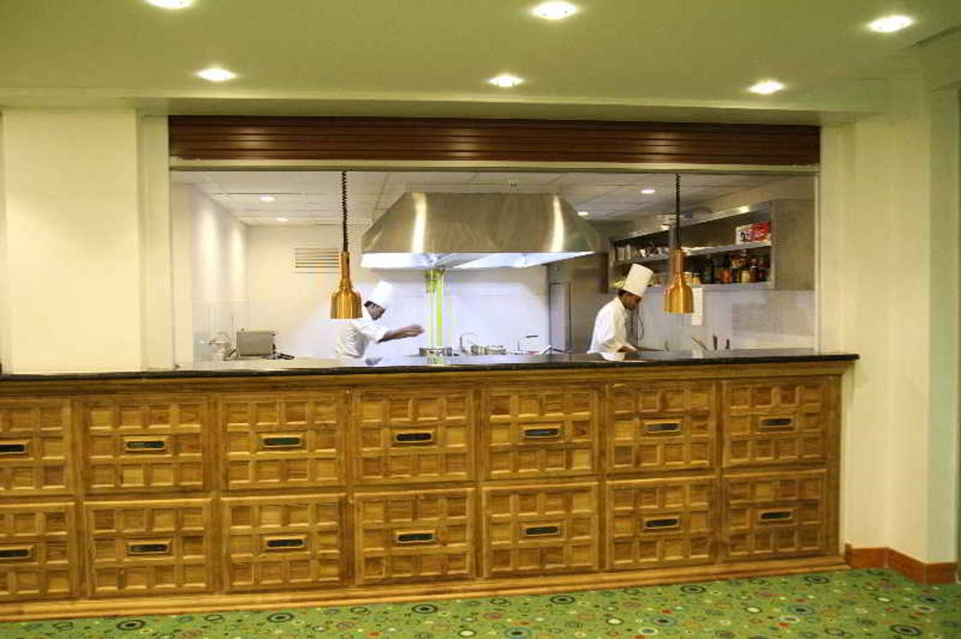 Araliya-Green-Hills-Restaurant-16