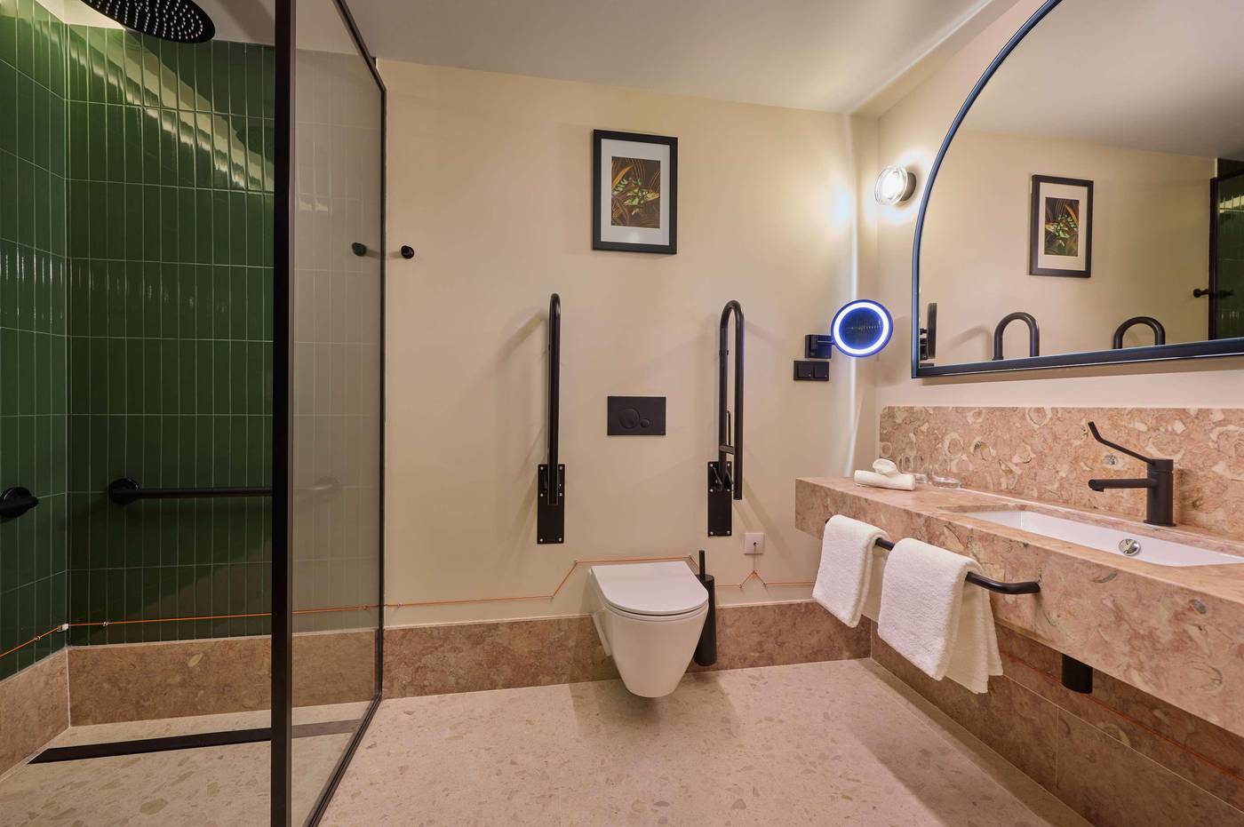 DUO-Hotel-Lisbon--Curio-Collection-By-Hilton-Room-39