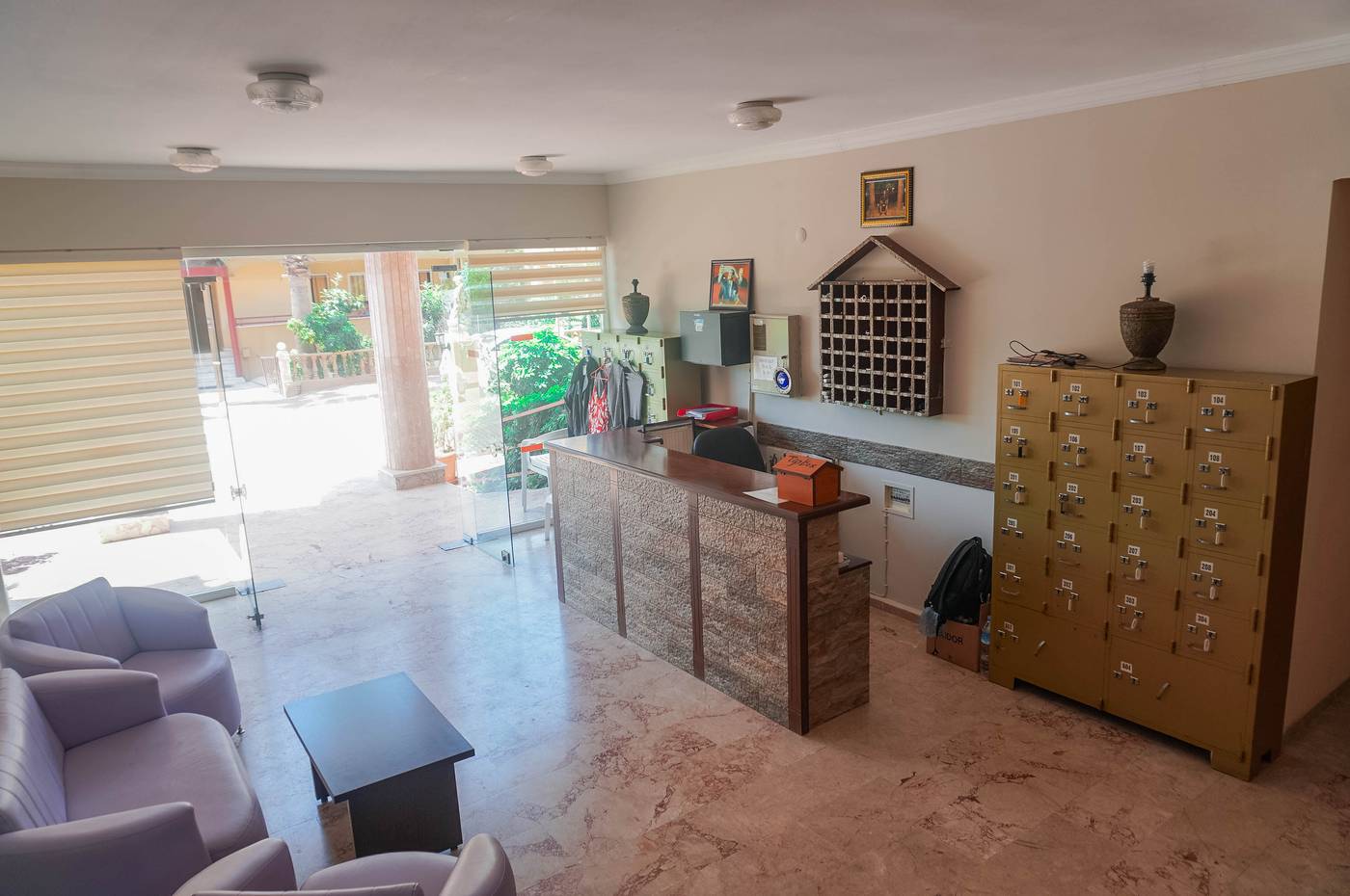 Albatros-Apartments-Lobby-32