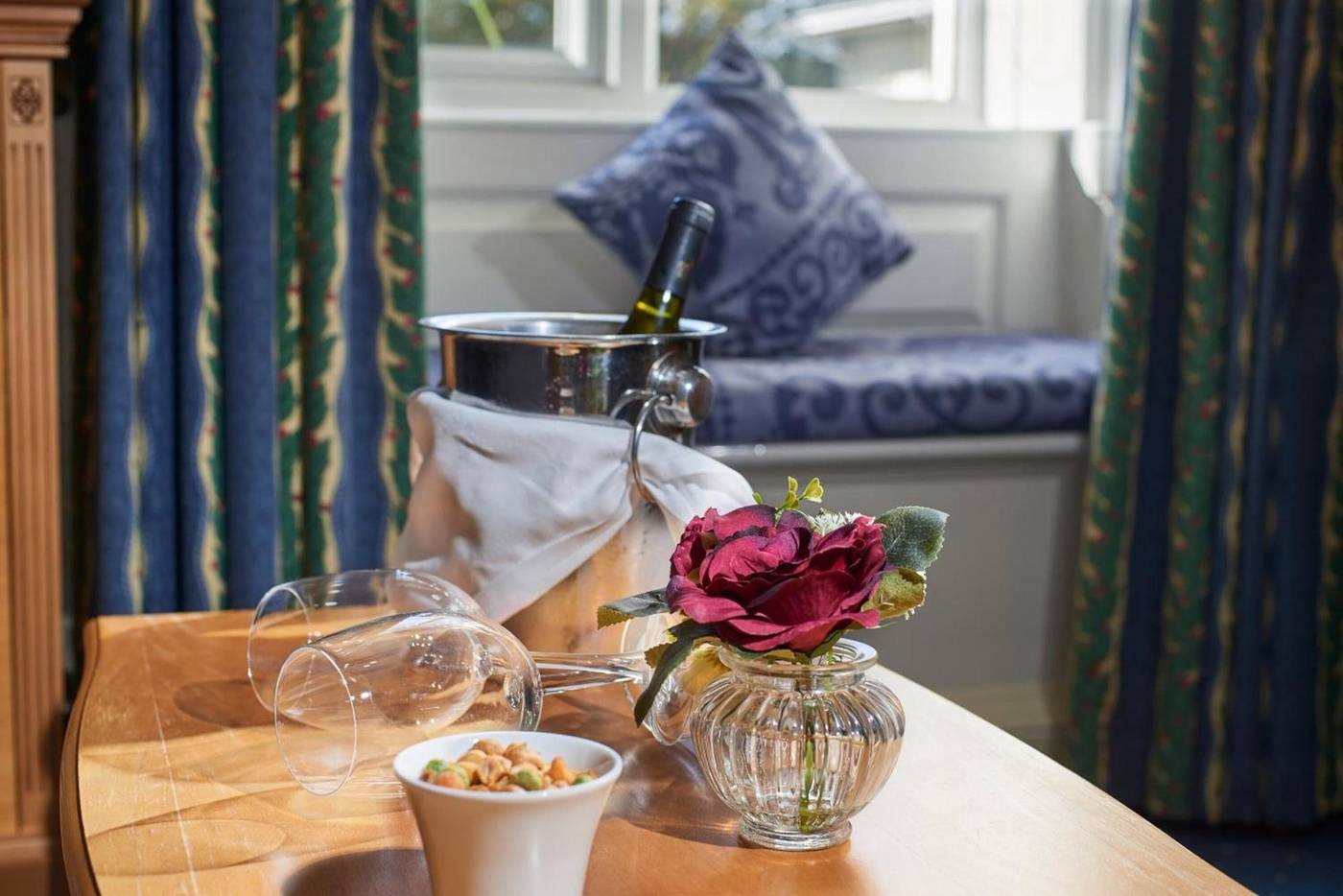 Les-Rocquettes-Hotel-Room-8