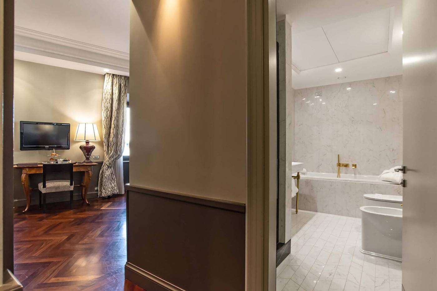 Lunetta-Roma-Room-14