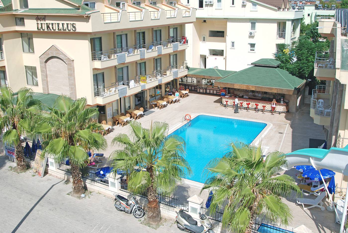 Grand-Lukullus-Hotel-Beach-4