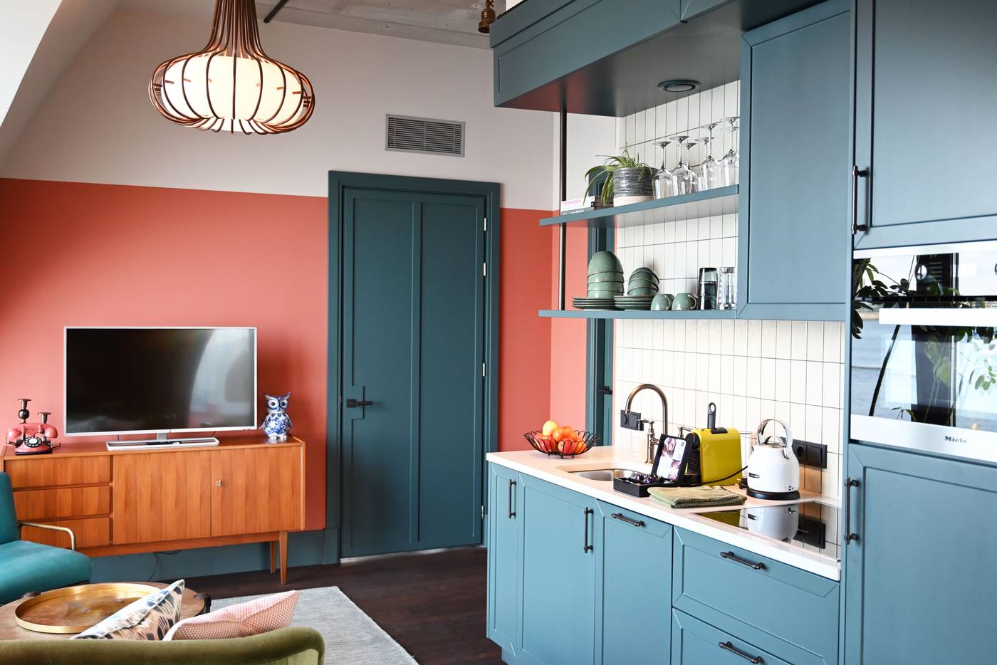 The-July---Boat-and-Co-Room-12