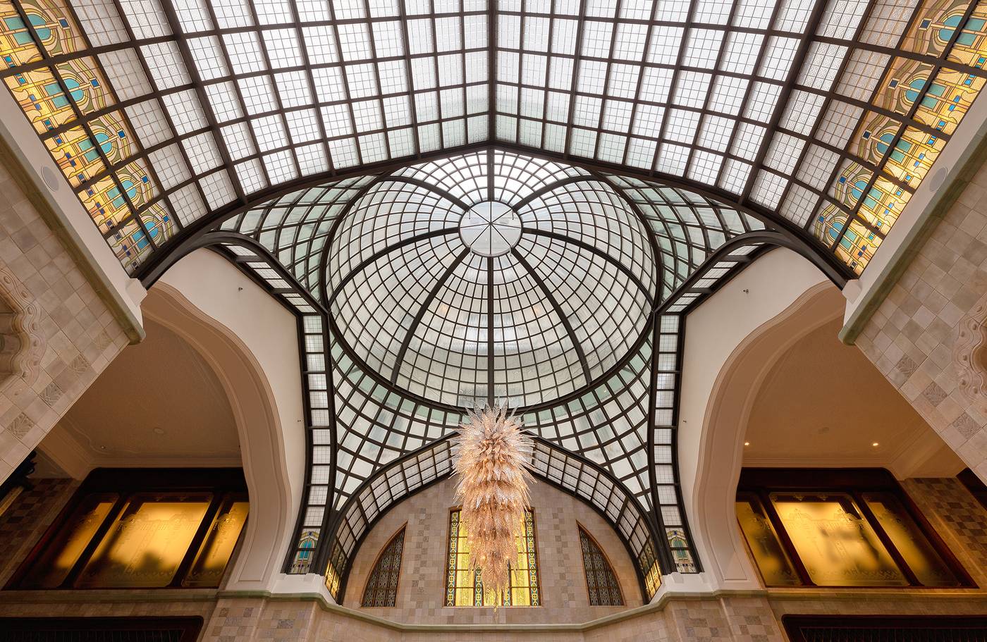 Four-Seasons-Hotel-Budapest-Lobby-7