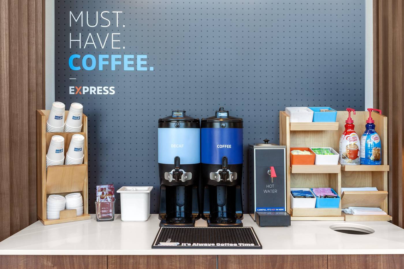 Holiday-Inn-Express-Vancouver-Airport-Richmond-Restaurant-14