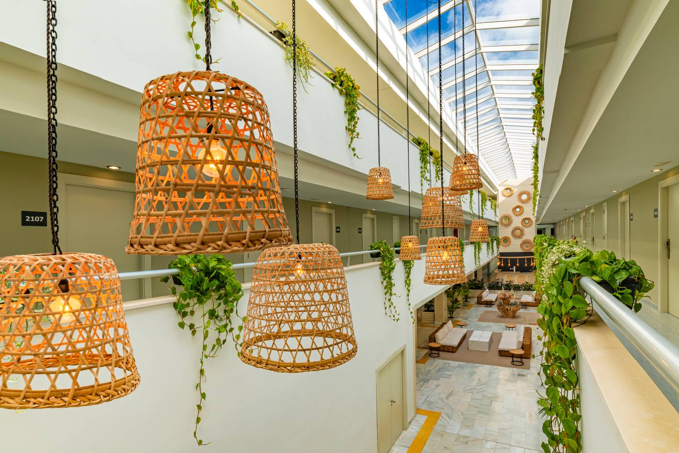 Cabogata-Garden-Lobby-47