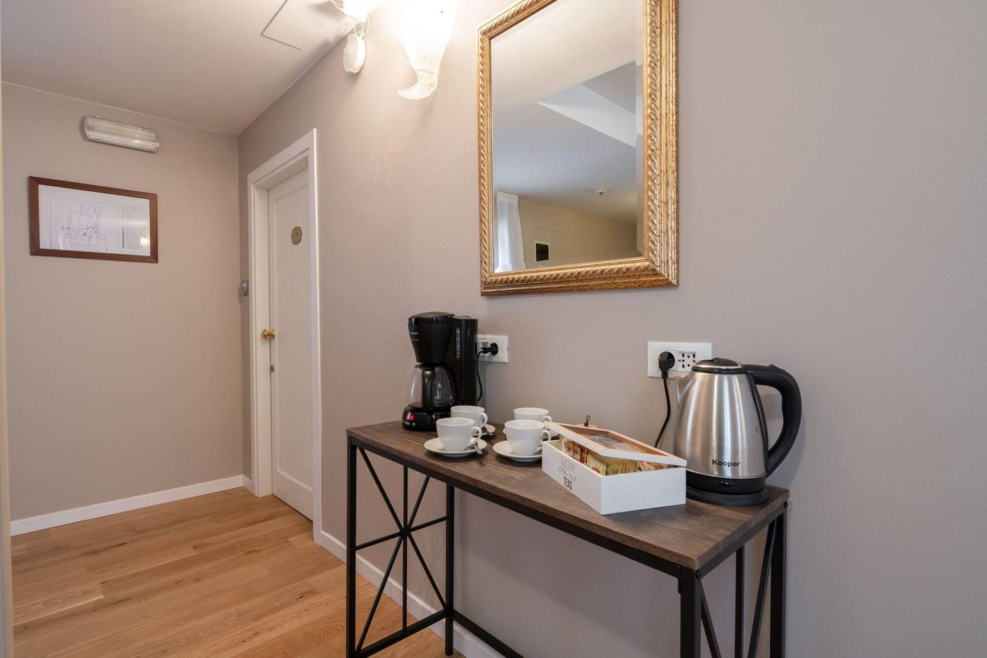 Hotel-Herion-Lobby-8