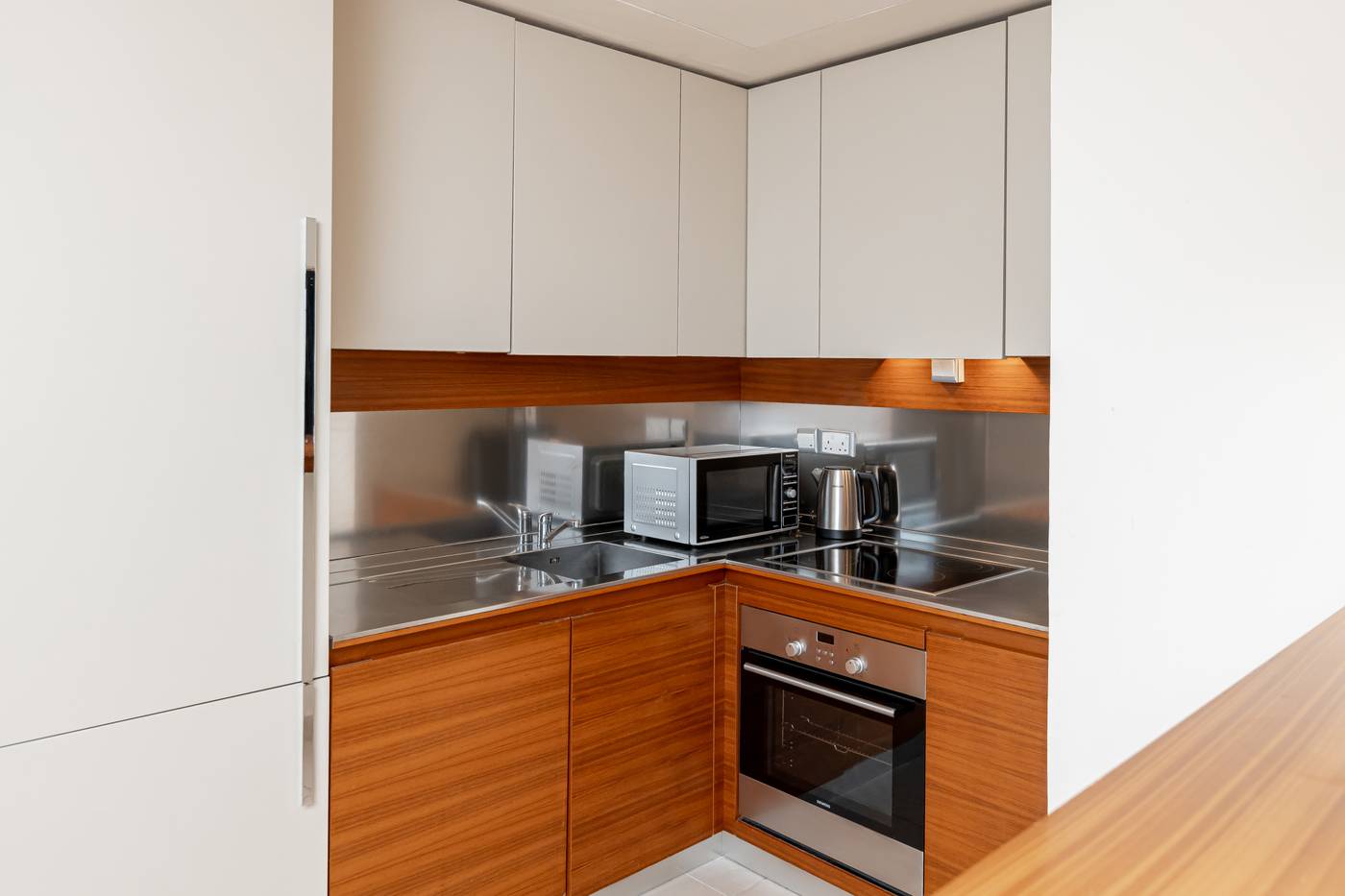 Radisson-Blu-Residence-Dubai-Marina-Room-32