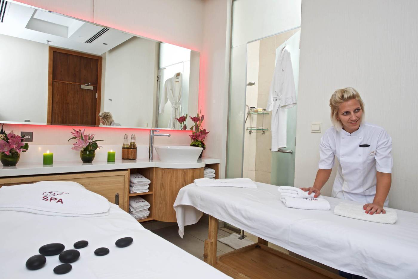 Fraser-Suites-Doha-Sports-and-Entertainment-37