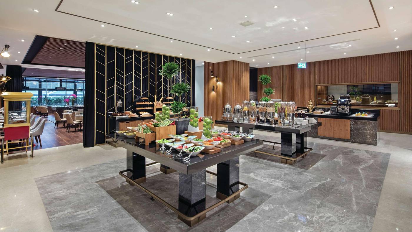 Hilton-Istanbul-Maslak-Restaurant-10