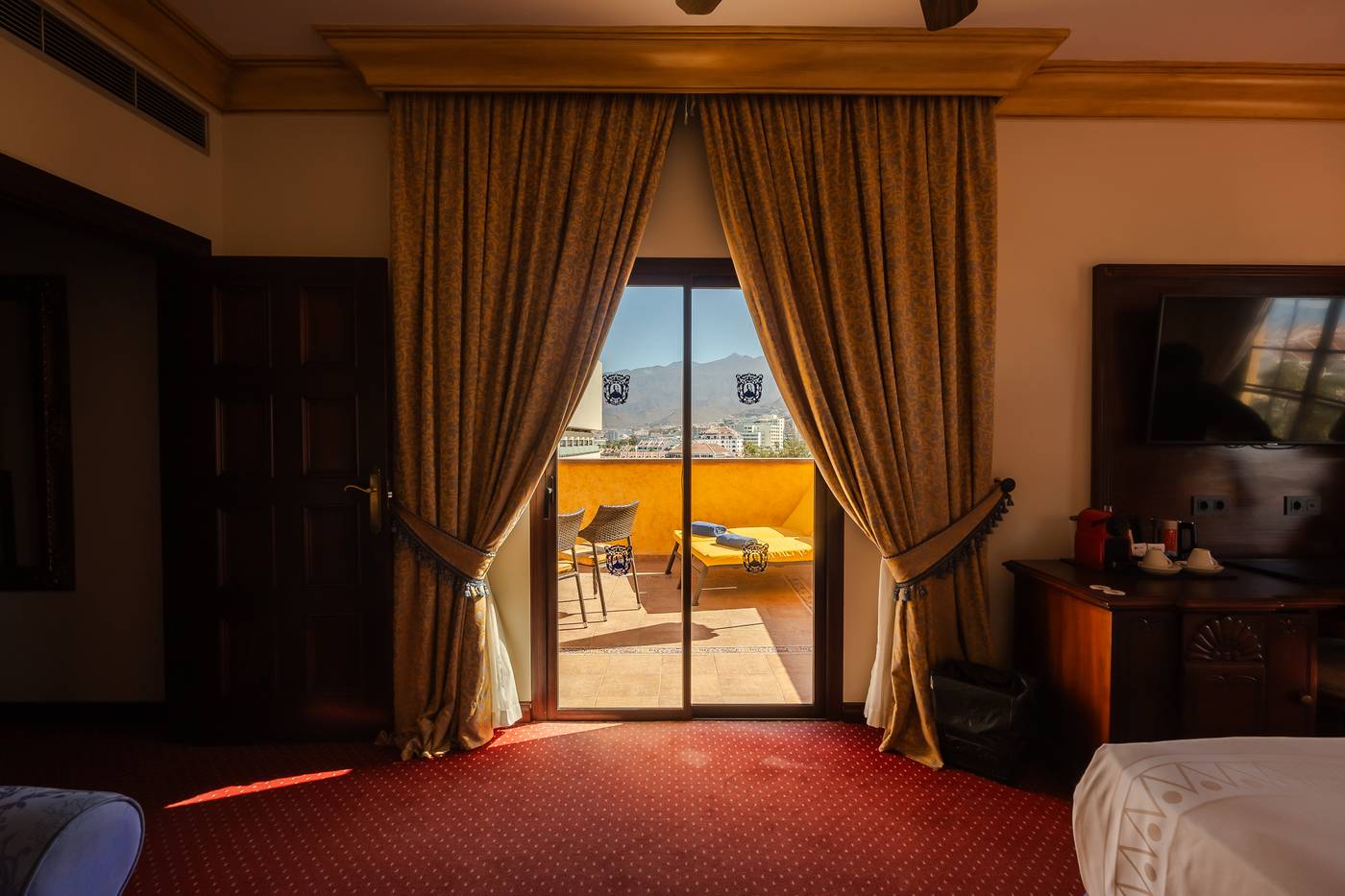 Europe-Villa-Cortes-Room-50