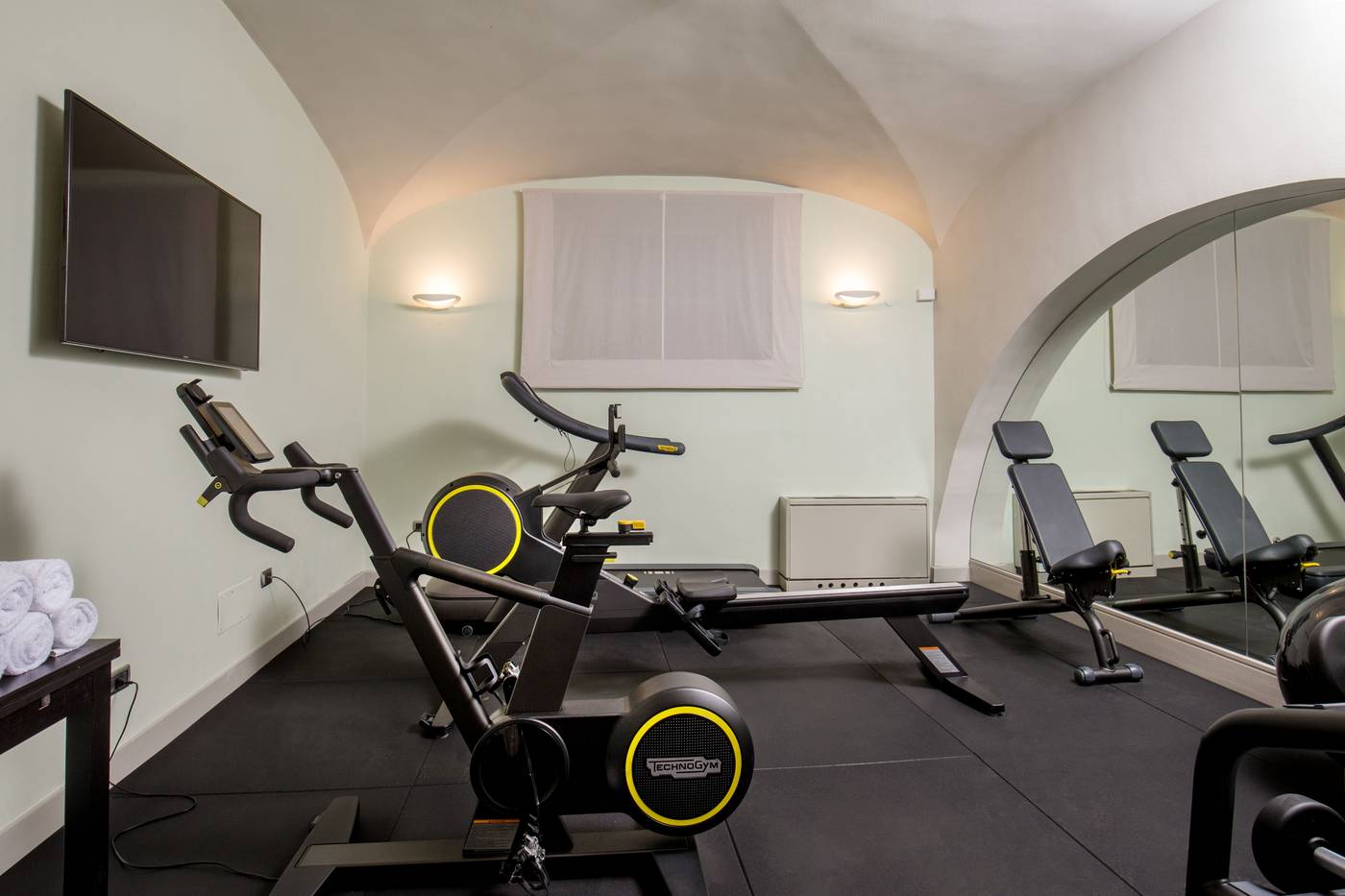 Monti-Palace-Hotel-Sports-and-Entertainment-59